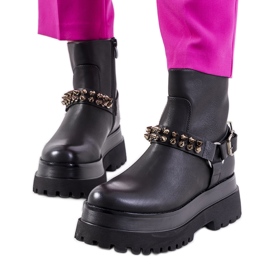 Botas negras con tachuelas Aneta negro