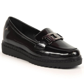 Mocasines de mujer lacados sobre plataforma negra Vinceza negro