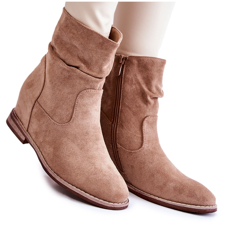 S.Barski Botas de gamuza de moda en una cuña oculta Beige Finney