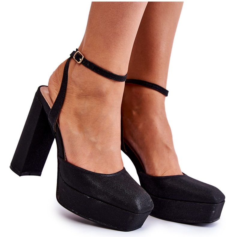 Sandalias Mujer Brillo Sobre Tacón Negro Rosel