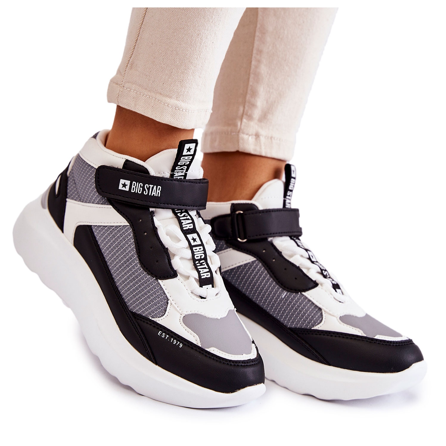 Zapatillas deportivas de mujer Big Star viscoelastica blanca