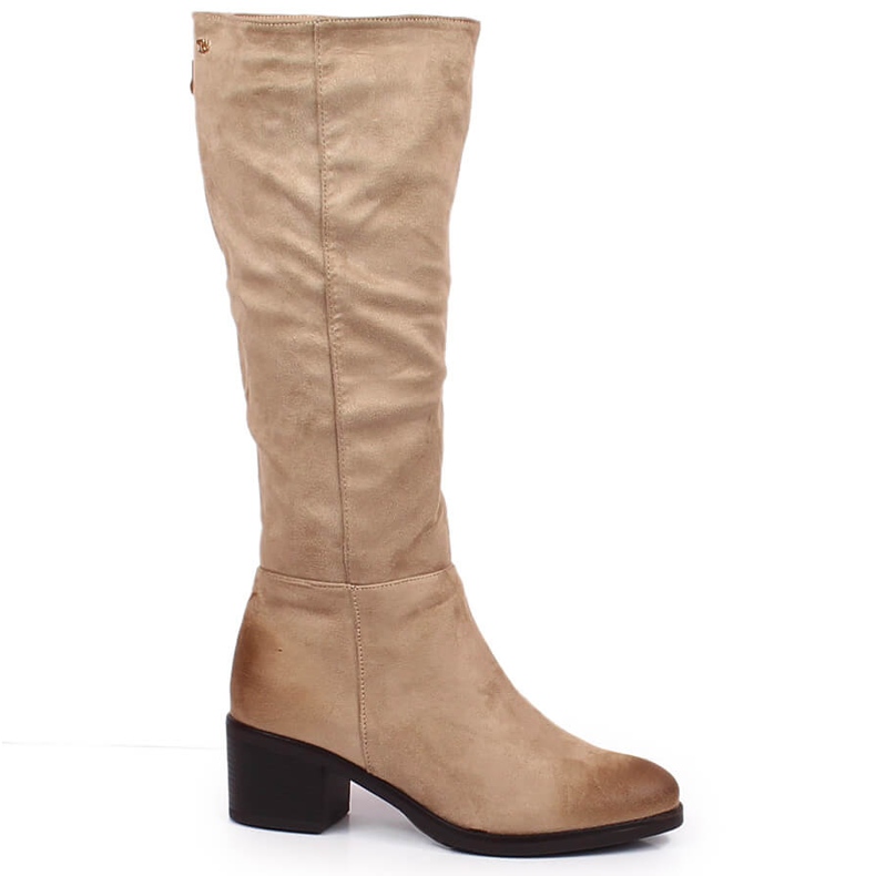Botines de tacón en ante beige de T.Sokolski