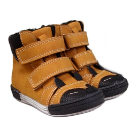 Zapatos niño con velcro camel Kornecki 6583 marrón