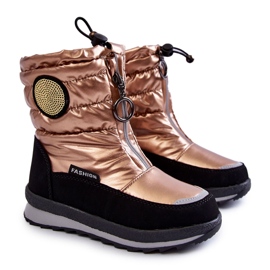 Botas altas para la nieve aisladas con lana dorada negro