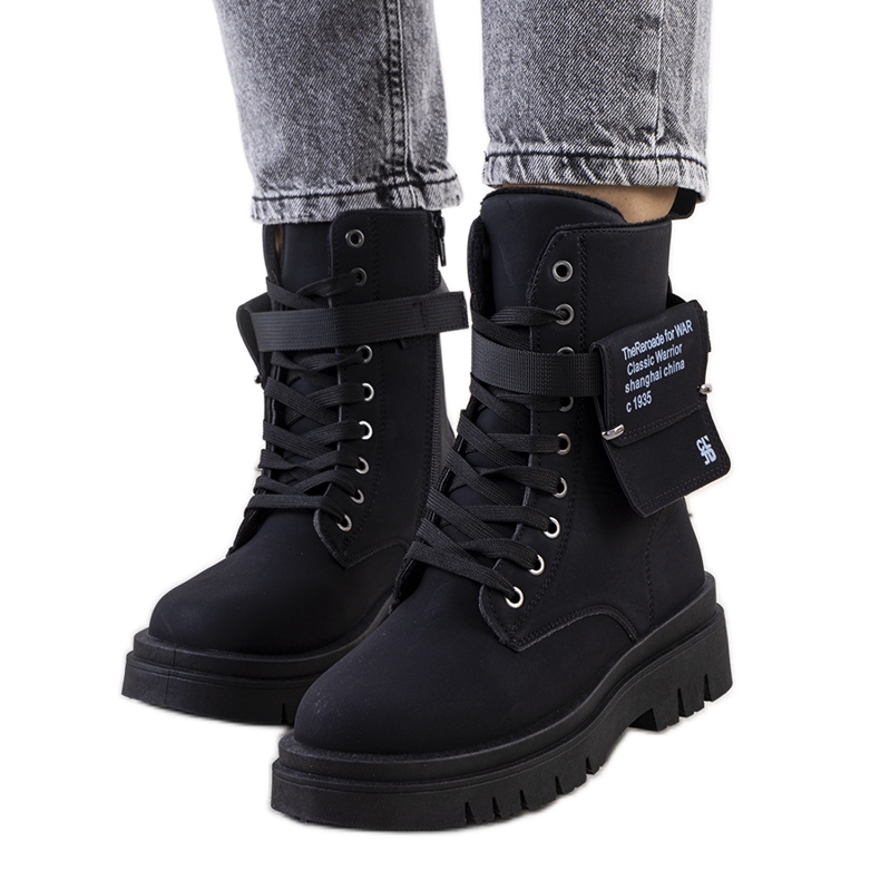 PA1 Zapatos negros de mujer de Paolo.