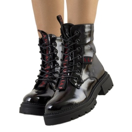 PA1 Botas lacadas en negro de Casies PA1 Botas lacadas en negro de Casies