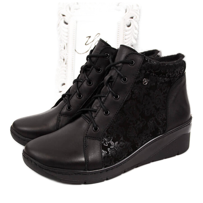 Botas de mujer de piel negra con tacón de cuña, negro Helios 537