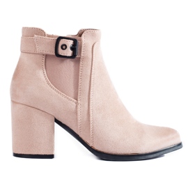 Botines Chelsea beige de ante para mujer en el puesto de Shelovet