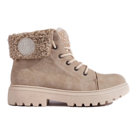 Botas de montaña de mujer con piel de cordero beige Botas de montaña de mujer con piel de cordero beige
