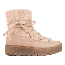 Botas de nieve para mujer en la plataforma Shelovet beige.