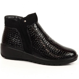 Botas cuña, crochet aislado T.Sokolski W SCA176A negro