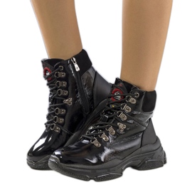 Botas Celmir charol negro