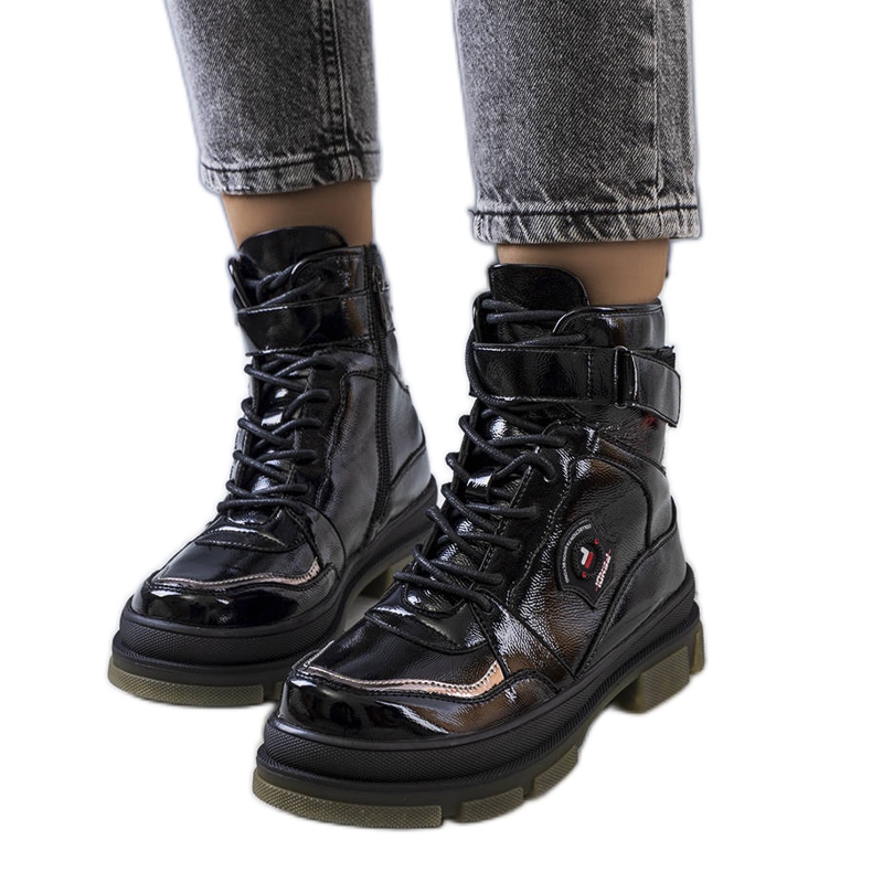 Botas negras de charol de Salent negro