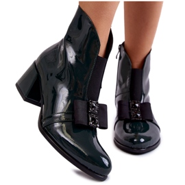 PA2 Botas Lacadas De Tacón Alto Con Lazo Verde Hallie Decorativo