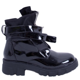 BM Botas planas lacadas Fray Negro