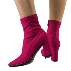 Botines rosas de Itzel