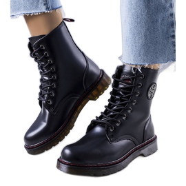 Botas aislantes negras LCJ-22-31-1437LA Lee Cooper negro