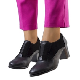 BM Zapatos negros con cordones en el puesto Corder