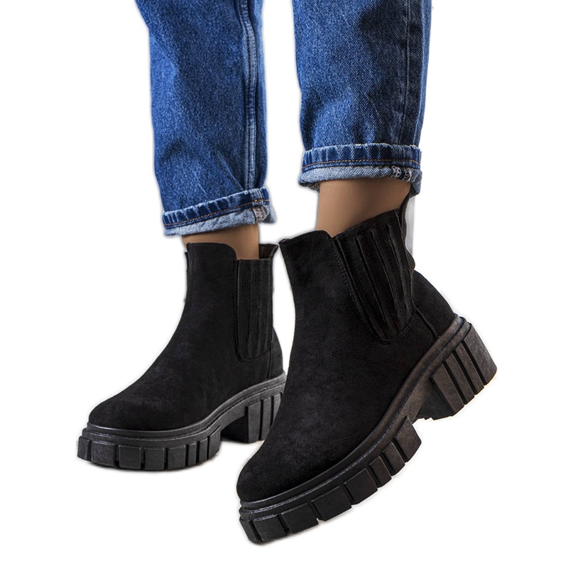 Botas negras con aislamiento de Leiva negro Botas negras con aislamiento de Leiva negro