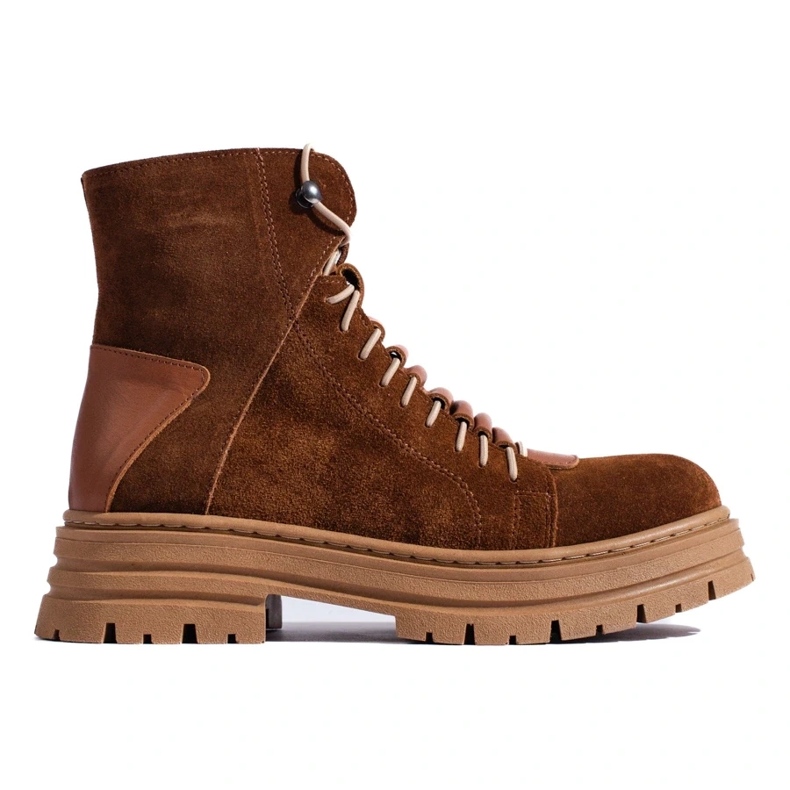 Botas marrones de cuero marrón