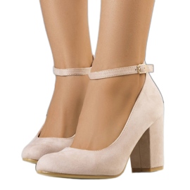 PA1 Zapatos de salón beige con cinturón de Norrie