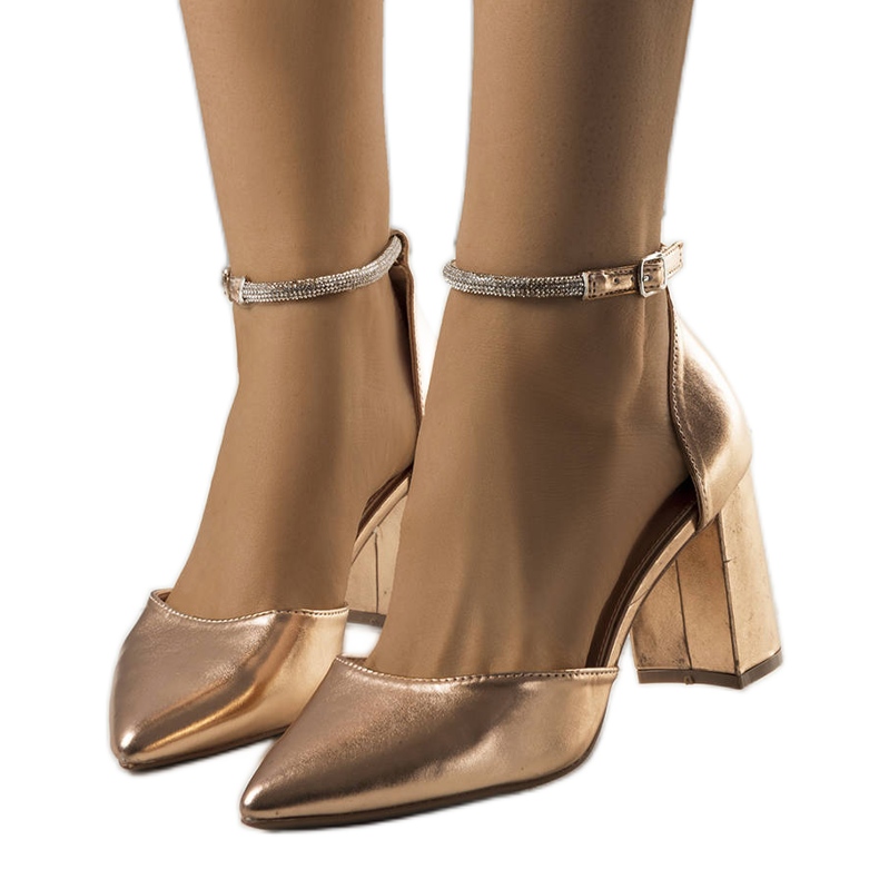 BM Zapatos de salón Leighton champagne con circonitas cúbicas dorado BM Zapatos de salón Leighton champagne con circonitas cúbicas dorado