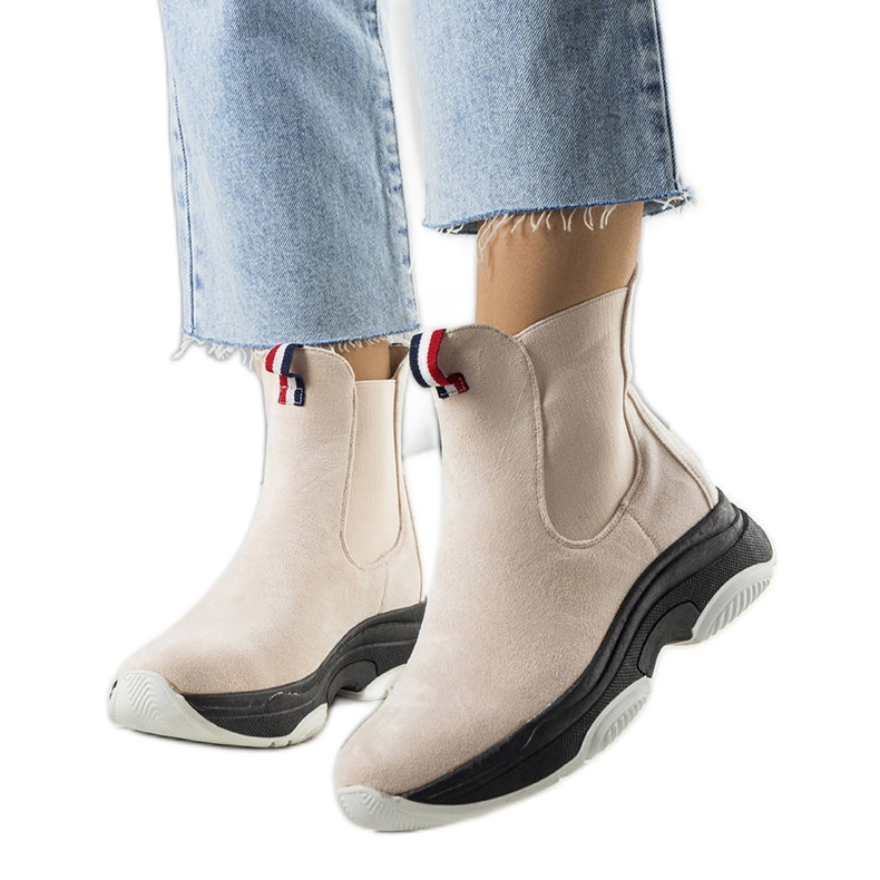 BM Botas aislantes beige Takani