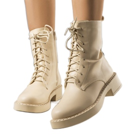 Botas con aislamiento beige de Ildar
