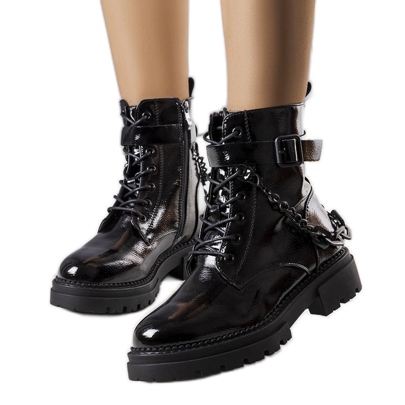 Botines Constance de charol negro