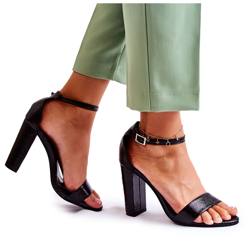 PG1 Sandalias Clásicas Piel On A Bar Negro Sallen