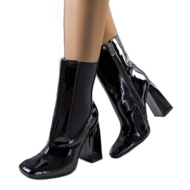 Botines charol negro en el post Viridia