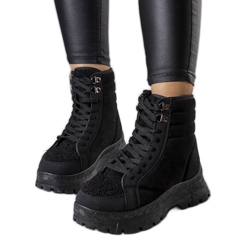 Botas negras con aislamiento de Isaias negro