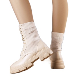 Botas de montaña beige de Kori