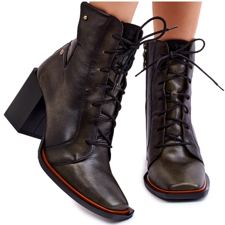 Botas clásicas de cuero con cordones Maciejka 05667-09 Verde