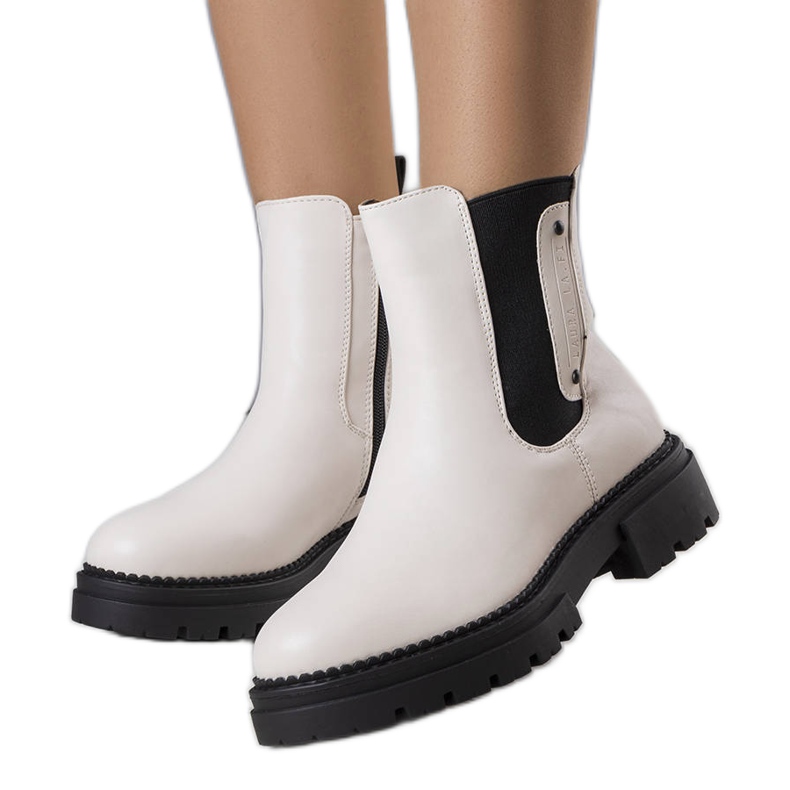 Botas con aislamiento color crema de Caron beige
