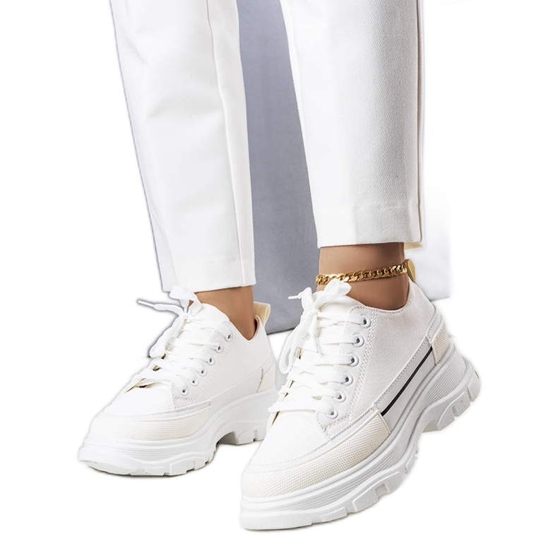 BM Zapatillas blancas de plataforma alta de Lavaris blanco