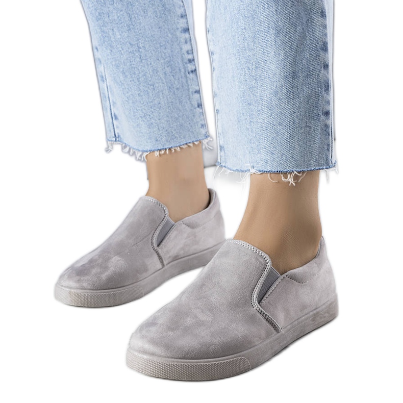 Deportivas en ante ecológico grises de Leroy