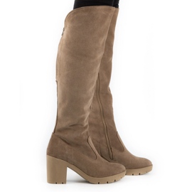 Olivier Botas de ante beige oscuro calentadas en el puesto de Margaret