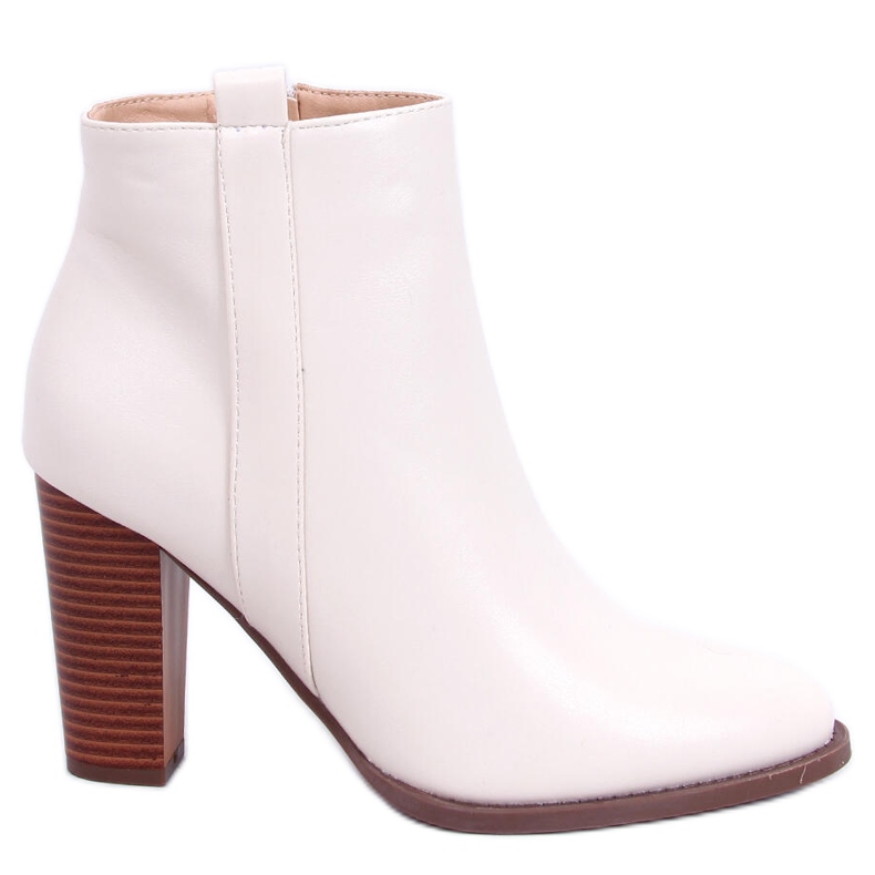 Botas clásicas Alona Beige en el poste