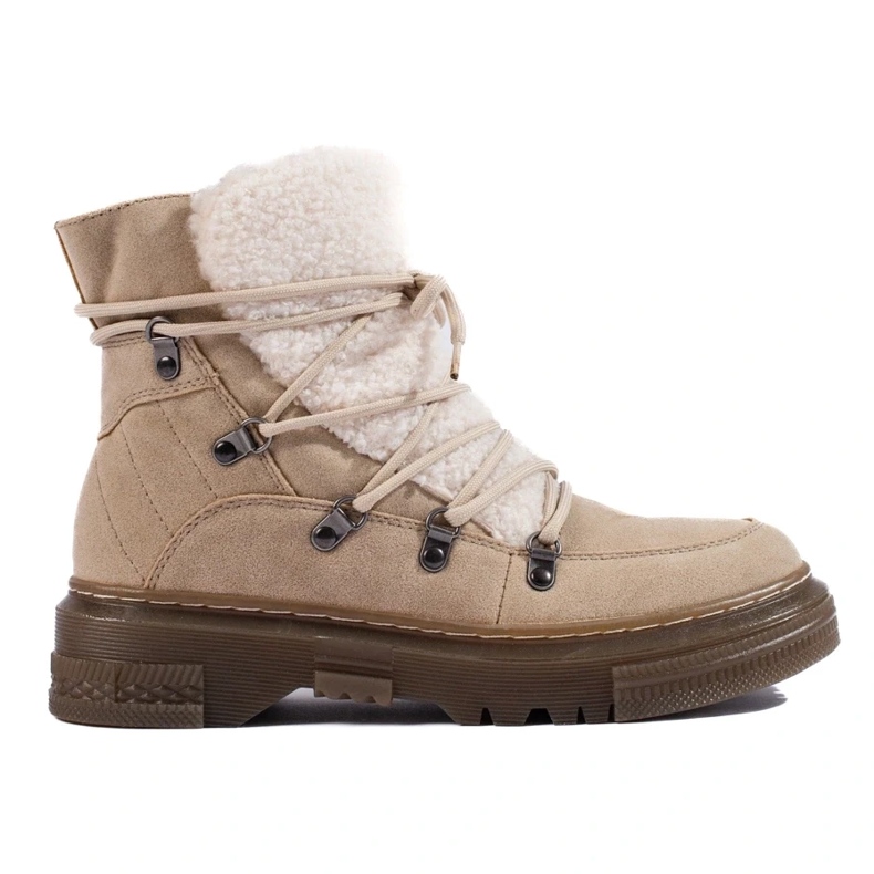Botas de nieve beige para mujer con abrigo de piel de oveja. Botas de nieve beige para mujer con abrigo de piel de oveja.