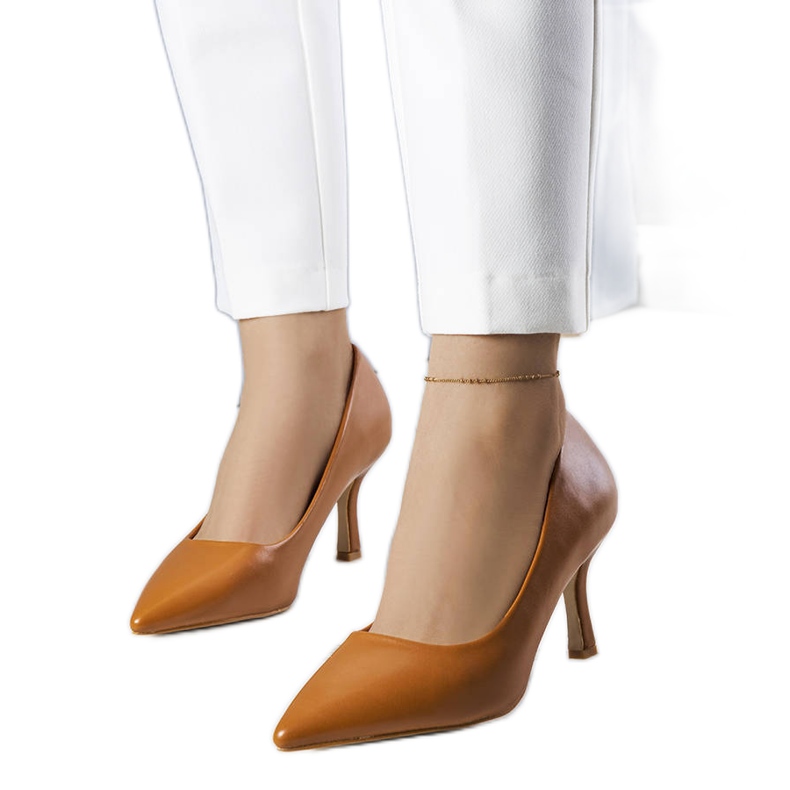 BM Zapatos marrones de tacón bajo de Jayda marrón BM Zapatos marrones de tacón bajo de Jayda marrón