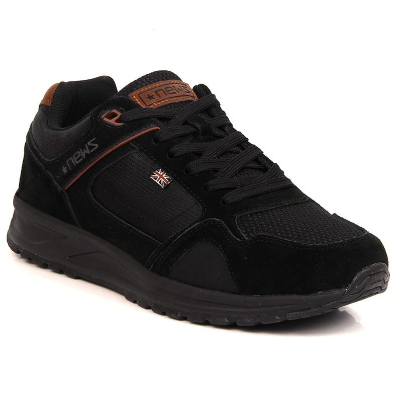 News Deportivo hombre piel negro NOVEDADES