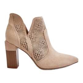 PM1 Botas Tacón Ante Calado Beige Claro Leanna marrón