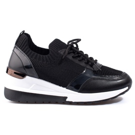 Zapatillas de mujer con parte superior flexible. negro