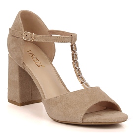 Sandalias de mujer Vinceza 20195 beige en ante con circonitas