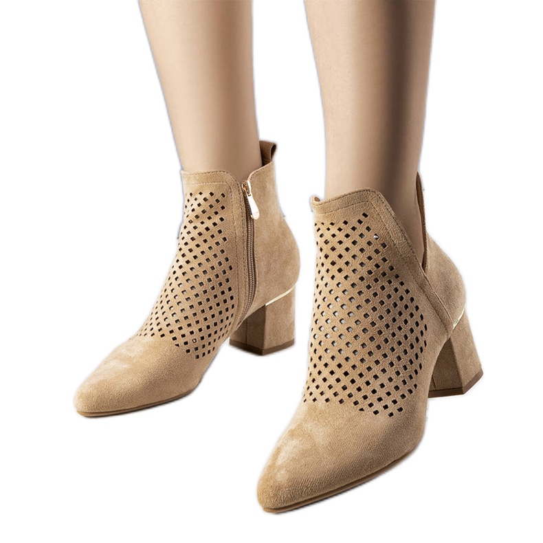 BM Botines calados beige de Bernadette