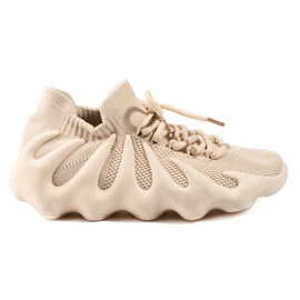 Zapatos deportivos de mujer Shelovet con suela beige de moda.