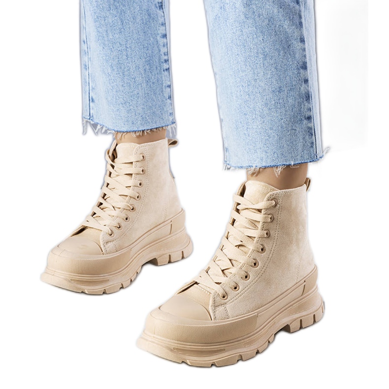 BM Zapatillas beige con plataforma alta de Gertrude