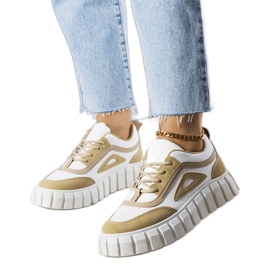 Zapatillas beige con plataforma de Robyn