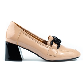 Zapatos de salón de mujer Vinceza beige con cadena